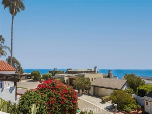 2 Camel Point , Laguna Beach, CA