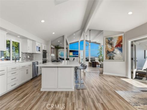 2 Camel Point , Laguna Beach, CA
