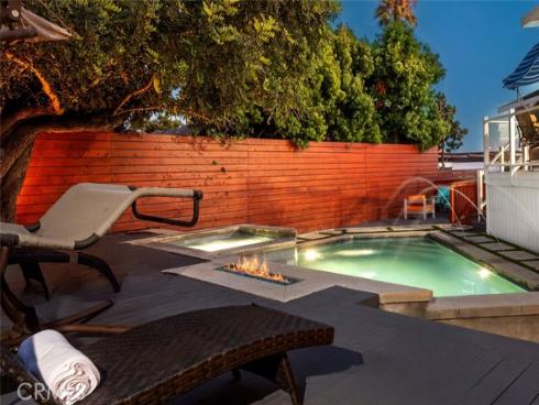 2 Camel Point , Laguna Beach, CA