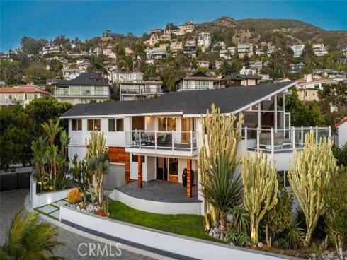 2 Camel Point , Laguna Beach, CA