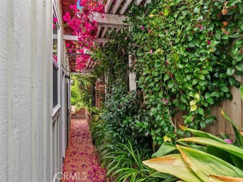 340 Moss , Laguna Beach, CA