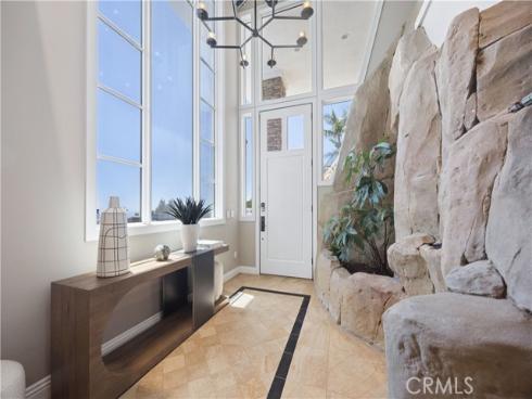 1076 Skyline Drive, Laguna Beach, CA
