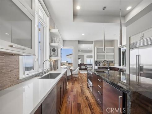 1076 Skyline Drive, Laguna Beach, CA