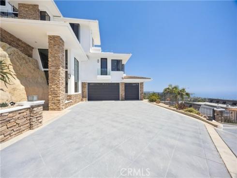 1076 Skyline Drive, Laguna Beach, CA
