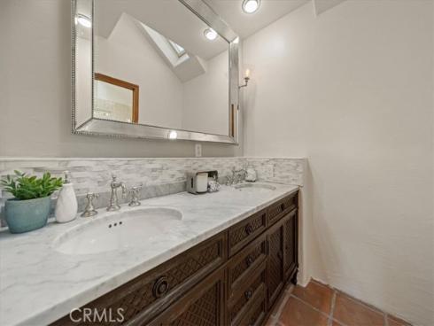 1046 Oro , Laguna Beach, CA