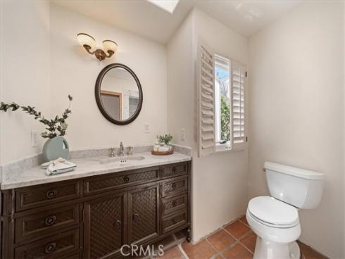1046 Oro , Laguna Beach, CA
