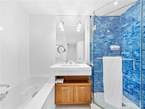 102 Blue Lagoon , Laguna Beach, CA