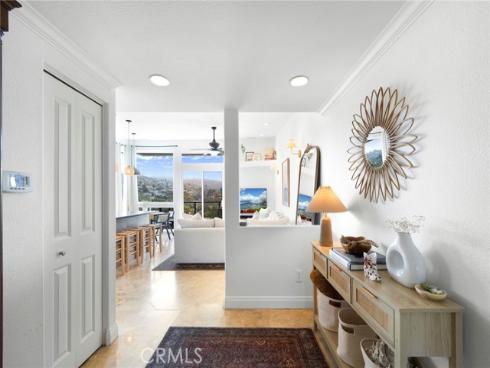 174 Cliff B Drive, Laguna Beach, CA