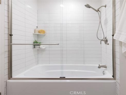 11 Encinitas Court, Laguna Beach, CA