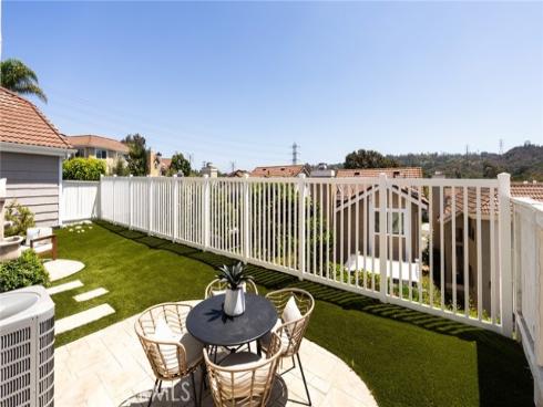 11 Encinitas Court, Laguna Beach, CA