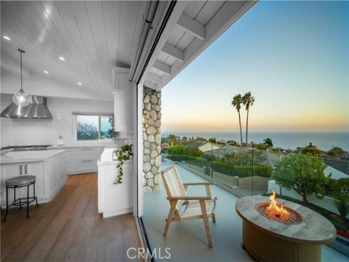 1 Vista Del Sol , Laguna Beach, CA