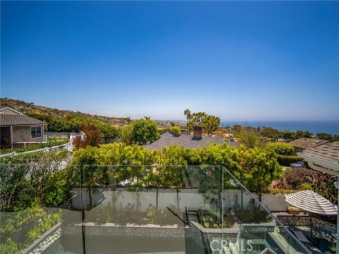 1 Vista Del Sol , Laguna Beach, CA