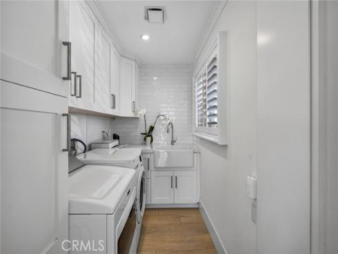1 Vista Del Sol , Laguna Beach, CA