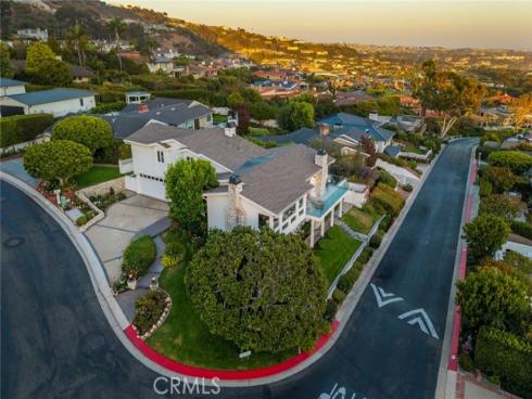 1 Vista Del Sol , Laguna Beach, CA