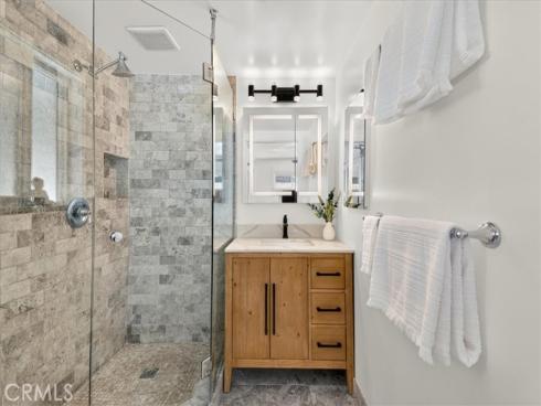 31982 Virginia , Laguna Beach, CA