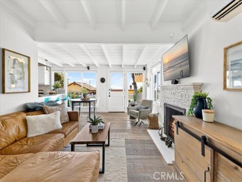 31982 Virginia , Laguna Beach, CA