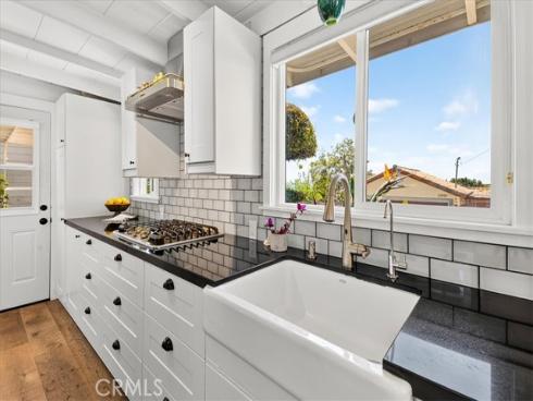 31982 Virginia , Laguna Beach, CA