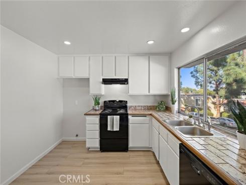 23401 Caminito Lazaro 245 , Laguna Hills, CA