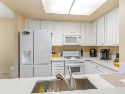 24352 Berrendo 4 , Laguna Hills, CA
