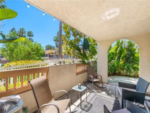 24352 Berrendo 4 , Laguna Hills, CA