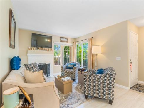 24352 Berrendo 4 , Laguna Hills, CA