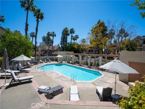 24352 Berrendo 4 , Laguna Hills, CA