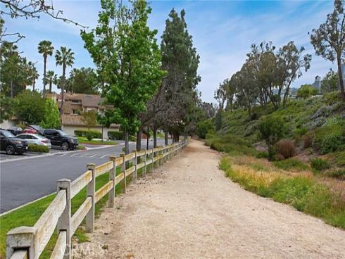24352 Berrendo 4 , Laguna Hills, CA
