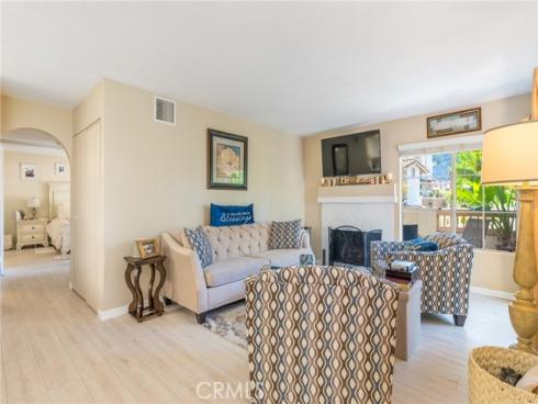 24352 Berrendo 4 , Laguna Hills, CA