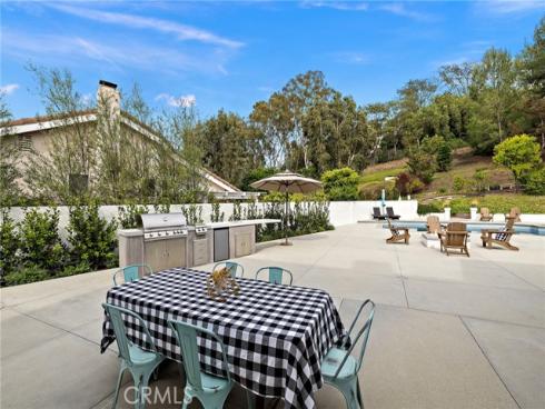 27562 Lost Trail Drive, Laguna Hills, CA