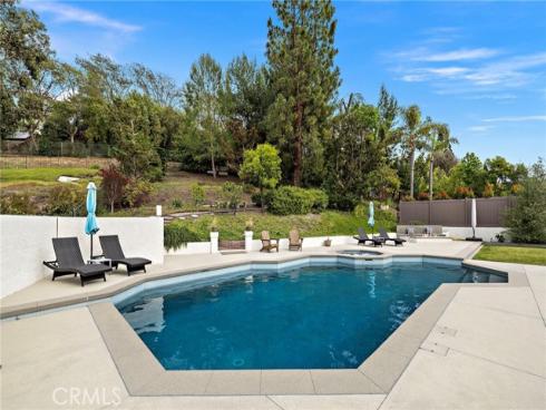 27562 Lost Trail Drive, Laguna Hills, CA