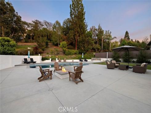27562 Lost Trail Drive, Laguna Hills, CA