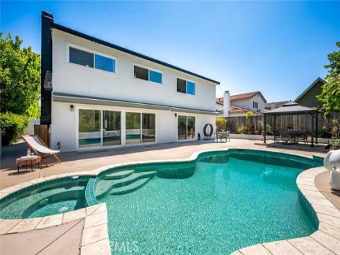 25121 Ericson Way, Laguna Hills, CA