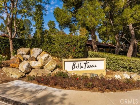 25531  Indian Hill  G  Lane, Laguna Hills, CA