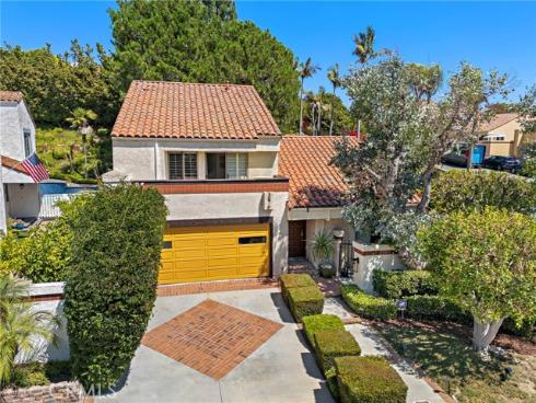 25962 Ernestine Court