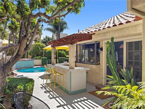 25962 Ernestine Court, Laguna Hills, CA