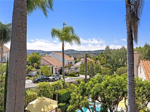 25962  Ernestine   Court, Laguna Hills, CA