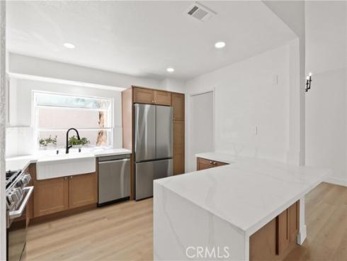 17  Rocky Creek  , Laguna Hills, CA