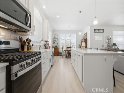 23301 Ridge Route #111 Drive, Laguna Hills, CA