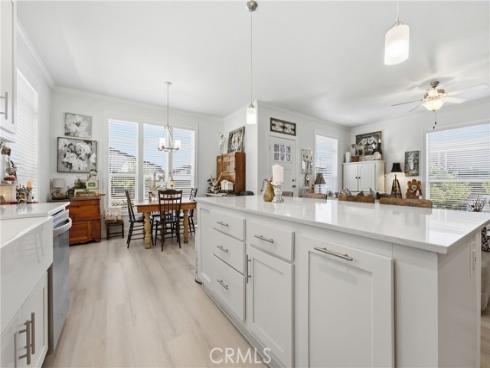 23301 Ridge Route #111 Drive, Laguna Hills, CA