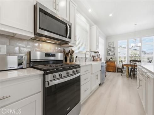 23301 Ridge Route #111 Drive, Laguna Hills, CA