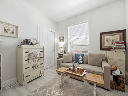 23301 Ridge Route #111 Drive, Laguna Hills, CA