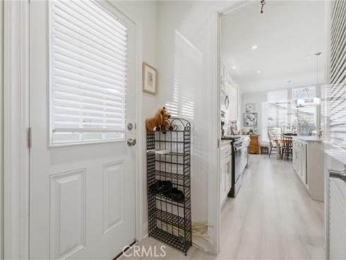 23301 Ridge Route #111 Drive, Laguna Hills, CA