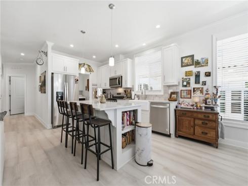 23301 Ridge Route #111 Drive, Laguna Hills, CA