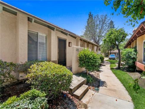 22891 Caminito Flores 131 , Laguna Hills, CA
