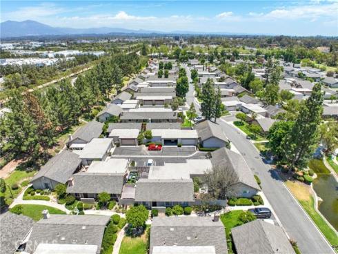 22891 Caminito Flores 131 , Laguna Hills, CA