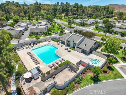22891 Caminito Flores 131 , Laguna Hills, CA