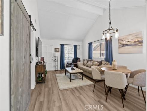 22891 Caminito Flores 131 , Laguna Hills, CA