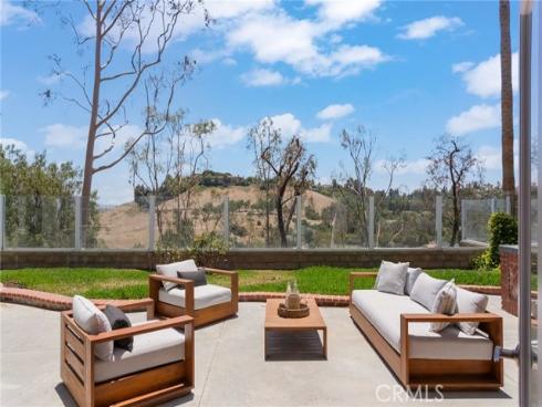 25842  Elderbrook  , Laguna Hills, CA