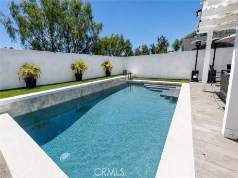 8 Laurel Creek , Laguna Hills, CA