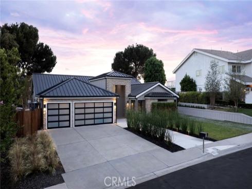 24852 Buckboard Lane, Laguna Hills, CA